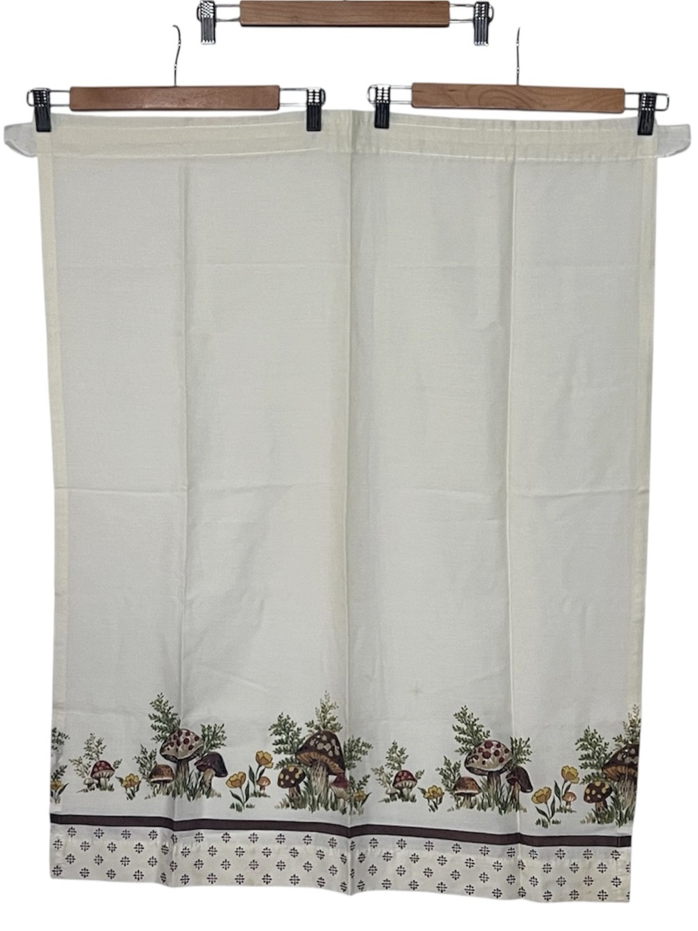 Vintage Merry Mushroom Curtain Panel 1.25" Rod Pocket 28" W 35.5" L READ